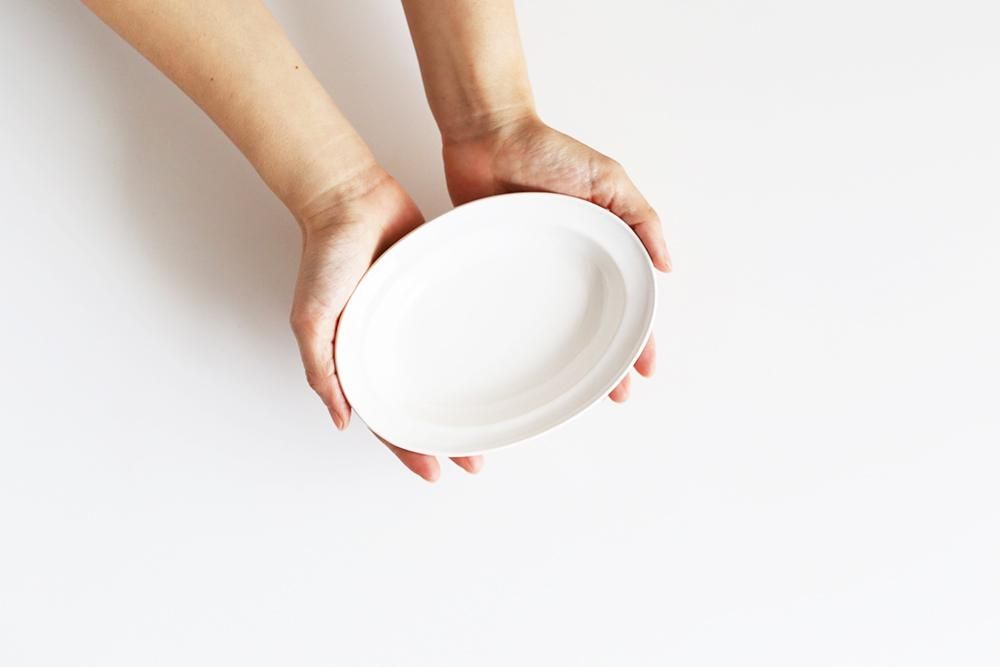 山本拓也/オーバル皿/Sサイズ(白)