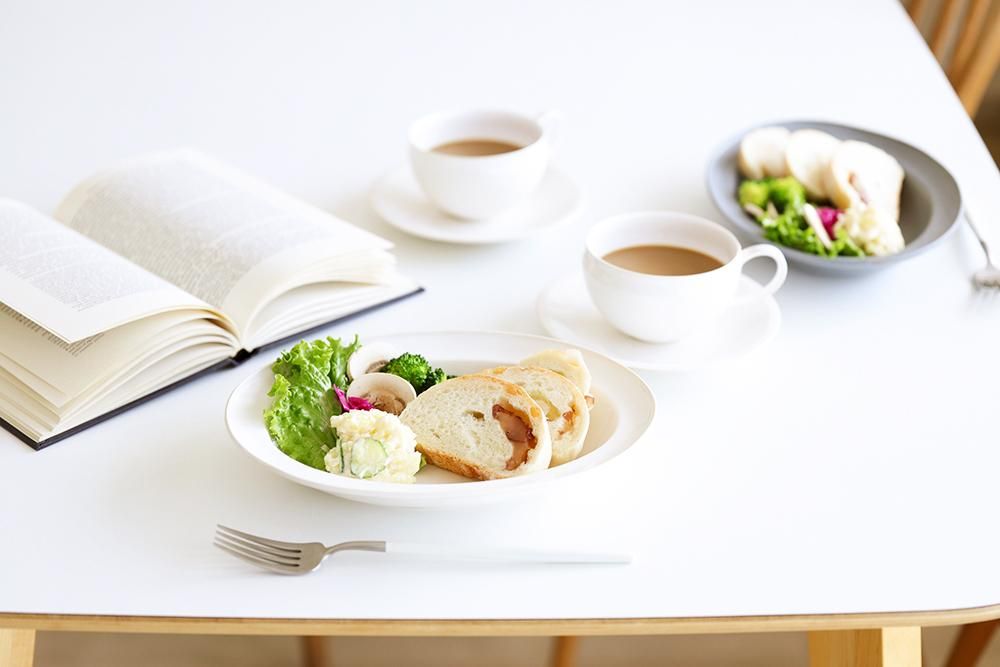 山本拓也/オーバル皿/Mサイズ(白)