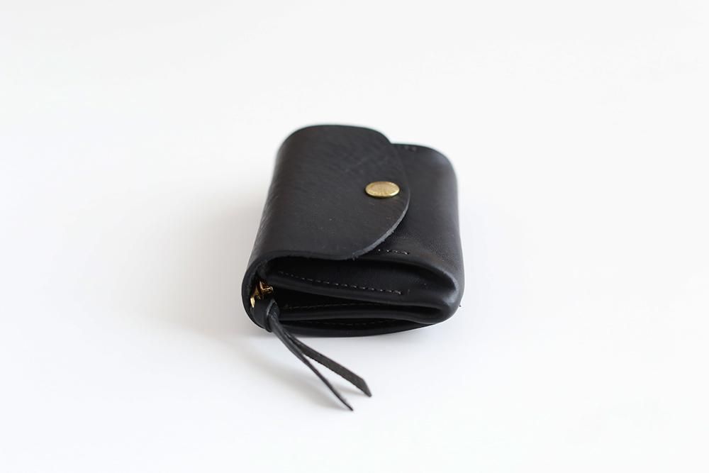 <img class='new_mark_img1' src='https://img.shop-pro.jp/img/new/icons20.gif' style='border:none;display:inline;margin:0px;padding:0px;width:auto;' />【廃盤】CINQ/ミニ財布(ブラック)