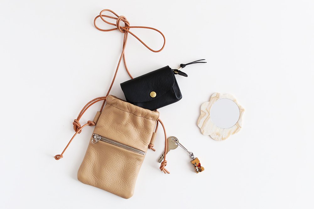 <img class='new_mark_img1' src='https://img.shop-pro.jp/img/new/icons20.gif' style='border:none;display:inline;margin:0px;padding:0px;width:auto;' />【廃盤】CINQ/ミニ財布(ブラック)