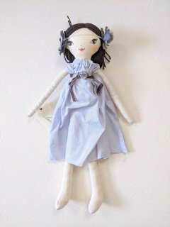 These Little Treasures「Small Lola Doll - Periwinkle Girl (Brunette)」