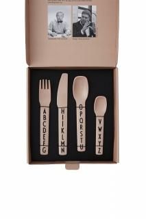 <img class='new_mark_img1' src='https://img.shop-pro.jp/img/new/icons23.gif' style='border:none;display:inline;margin:0px;padding:0px;width:auto;' />40%OFFDESIGN LETTERSKids Cutlery Nude