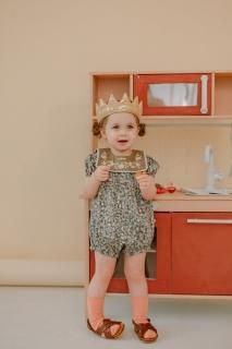 <img class='new_mark_img1' src='https://img.shop-pro.jp/img/new/icons23.gif' style='border:none;display:inline;margin:0px;padding:0px;width:auto;' />50%OFFHAPPYOLOGYArundel Romper (Kent Strawberry)