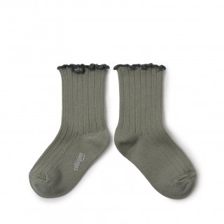 <img class='new_mark_img1' src='https://img.shop-pro.jp/img/new/icons14.gif' style='border:none;display:inline;margin:0px;padding:0px;width:auto;' />Collegien「Delphine Lettuce Trim Socks - Sauge」