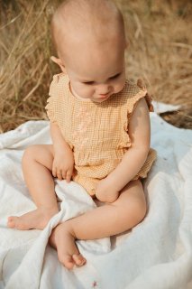 <img class='new_mark_img1' src='https://img.shop-pro.jp/img/new/icons14.gif' style='border:none;display:inline;margin:0px;padding:0px;width:auto;' />Lali Kids「Flora Romper - Tiny Chex」2022-SS Drop2