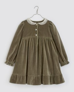 <img class='new_mark_img1' src='https://img.shop-pro.jp/img/new/icons14.gif' style='border:none;display:inline;margin:0px;padding:0px;width:auto;' />Little Cotton Clothes「Elvie Dress - artichoke velvet」2022-AW