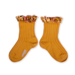 Collegien「Anémone Embroidered Ruffle Ribbed Ankle Socks - Curcuma」