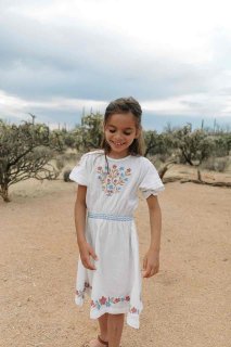 <img class='new_mark_img1' src='https://img.shop-pro.jp/img/new/icons14.gif' style='border:none;display:inline;margin:0px;padding:0px;width:auto;' />Lali Kids「Eleanor Dress - Sand」2023-Spring