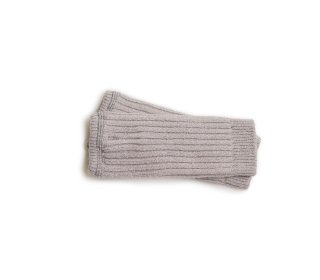 <img class='new_mark_img1' src='https://img.shop-pro.jp/img/new/icons14.gif' style='border:none;display:inline;margin:0px;padding:0px;width:auto;' />Collegien「Madeleine Ribbed Merino Wool Mittens - Jour de Pluie」