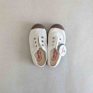 <img class='new_mark_img1' src='https://img.shop-pro.jp/img/new/icons14.gif' style='border:none;display:inline;margin:0px;padding:0px;width:auto;' />Cienta「Deck Shoes (Blanco / ブラウンソール)」