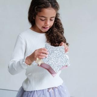 <img class='new_mark_img1' src='https://img.shop-pro.jp/img/new/icons14.gif' style='border:none;display:inline;margin:0px;padding:0px;width:auto;' />MIMI & LULASparkly Glitter Star Bag