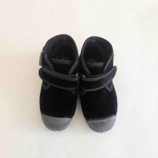 <img class='new_mark_img1' src='https://img.shop-pro.jp/img/new/icons14.gif' style='border:none;display:inline;margin:0px;padding:0px;width:auto;' />CientaHighcut Velcro Shoes (Black/Velour)