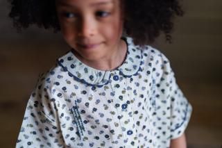 <img class='new_mark_img1' src='https://img.shop-pro.jp/img/new/icons23.gif' style='border:none;display:inline;margin:0px;padding:0px;width:auto;' />30%OFFLittle Cotton ClothesLaurie Blouse - Daisy Floral2025-SS