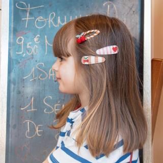 <img class='new_mark_img1' src='https://img.shop-pro.jp/img/new/icons56.gif' style='border:none;display:inline;margin:0px;padding:0px;width:auto;' />RockahulaStripy Cherry Clips Red