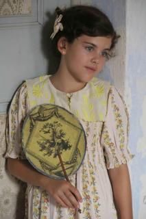 <img class='new_mark_img1' src='https://img.shop-pro.jp/img/new/icons14.gif' style='border:none;display:inline;margin:0px;padding:0px;width:auto;' />BONJOUR DIARY Tunique With Embroidery Collar + Hair Clip  (Farandole Flowers Print)2025-SS Drop2