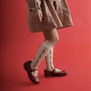 <img class='new_mark_img1' src='https://img.shop-pro.jp/img/new/icons14.gif' style='border:none;display:inline;margin:0px;padding:0px;width:auto;' />CollegienCerise Jacquard Cherries and Bows Knee-high Socks - Doux Agneaux