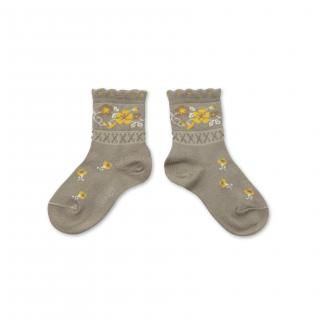 <img class='new_mark_img1' src='https://img.shop-pro.jp/img/new/icons14.gif' style='border:none;display:inline;margin:0px;padding:0px;width:auto;' />CollegienCamélia Jacquard Flower Ankle Socks - Gris Perle