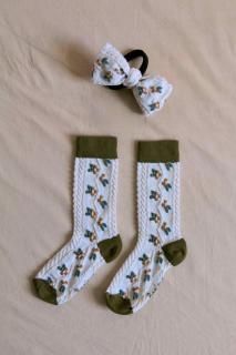 <img class='new_mark_img1' src='https://img.shop-pro.jp/img/new/icons14.gif' style='border:none;display:inline;margin:0px;padding:0px;width:auto;' />BONJOUR DIARY Farandoles Socks With Matching Hair Knot (Green/Ecru)2025-AW