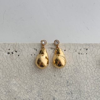 <img class='new_mark_img1' src='https://img.shop-pro.jp/img/new/icons56.gif' style='border:none;display:inline;margin:0px;padding:0px;width:auto;' />baroque pierce/earring † gold●