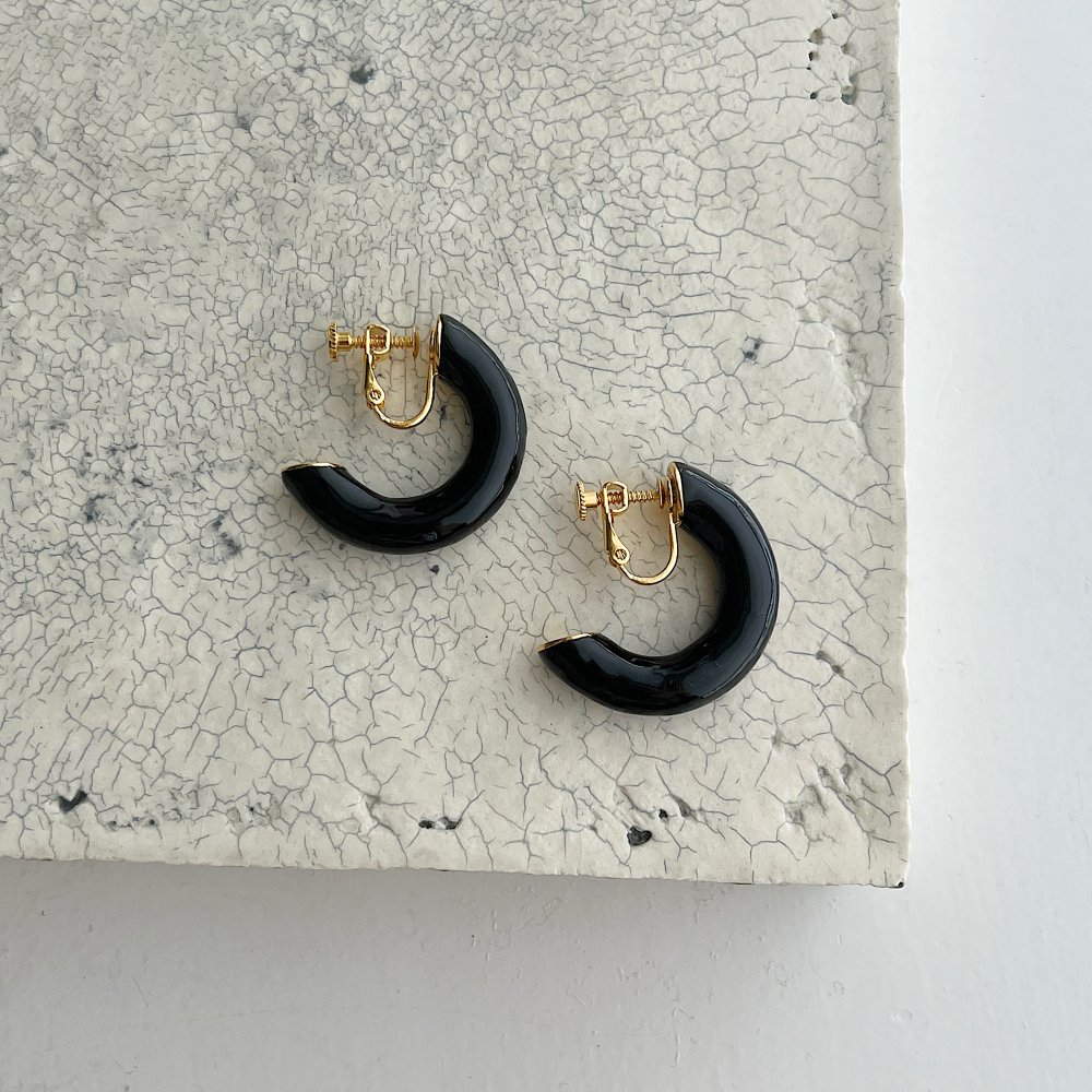 Big hoop earring  black