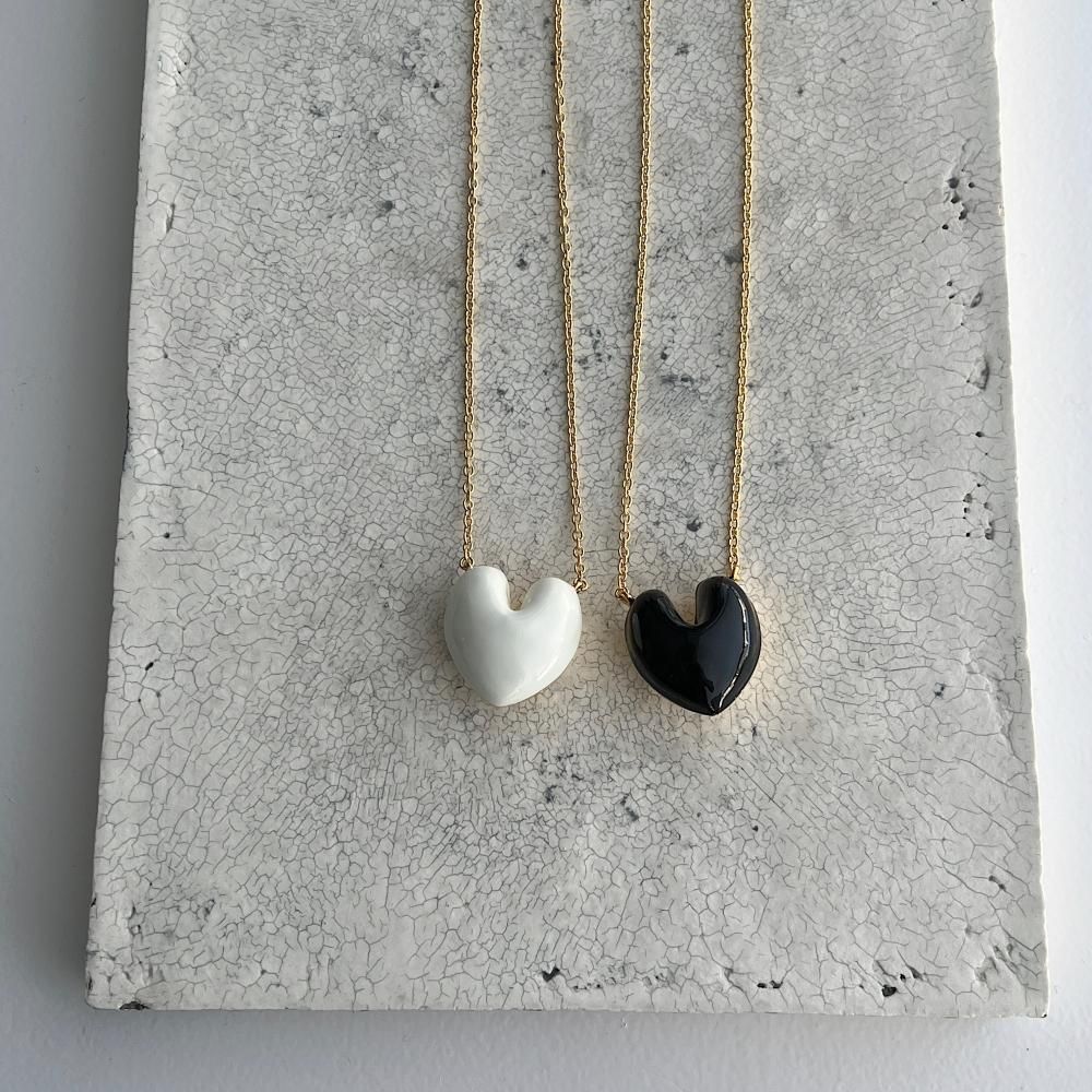 CHIEKO+ チエコプラスheart necklace gold black-