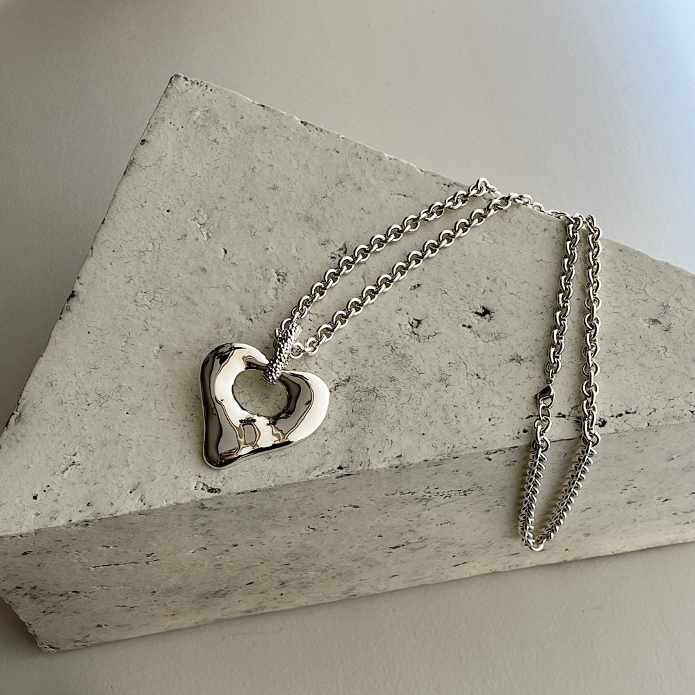 heart stock necklace † silver