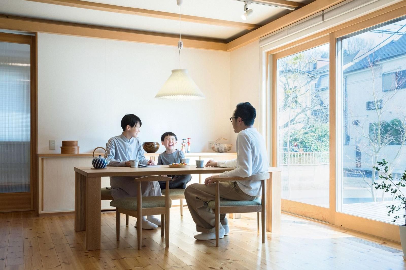 組み合わせて使える親子の椅子｜低座の椅子と暮らしの道具店