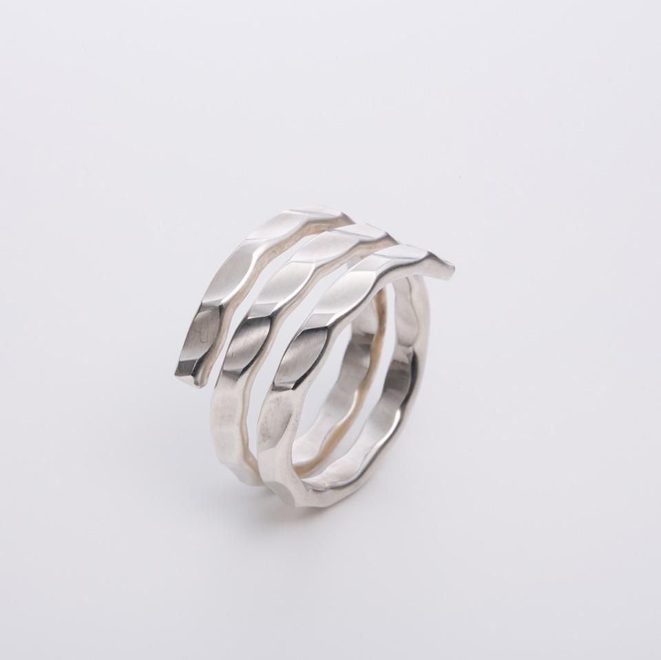 市松　シルバー12mm リング　サイズ18号 返品OK］平松保城・槌目シルバーリング SR164（12号） - 低座の