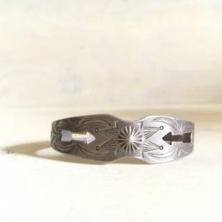 30's Coin Silver Cutout Arrow bangle