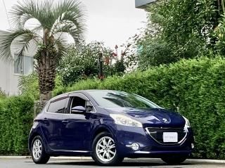 2015 Peugeot 208 Premium<br/>1 owner <br/>17,000km