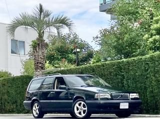 1996 Volvo 850 Estate GLE</br>1 owner / Leather Sunroof </br>63,000km