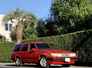 1997 Volvo 940 Estate Classic</br>1 owner / 7passenger</br>84,000km