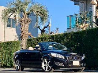 2011 Volvo C70 T5 GT</br>Luxury pkg</br>36,000km