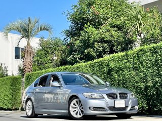 2011 BMW 335i Sedan<br/>Leather SR 306ps <br/>45,000km
