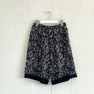 Wrapinknot<br>Floral Pattern Knit Art Half Pants<br>Black