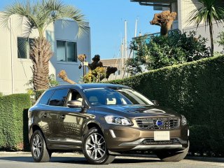 2017 Volvo XC60 D4 Classic</br>1 owner / Sunroof</br> 48,000km