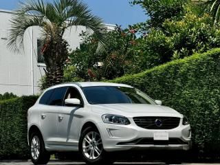 2016 Volvo XC60 D4 SE</br>1 owner </br> 22,000km
