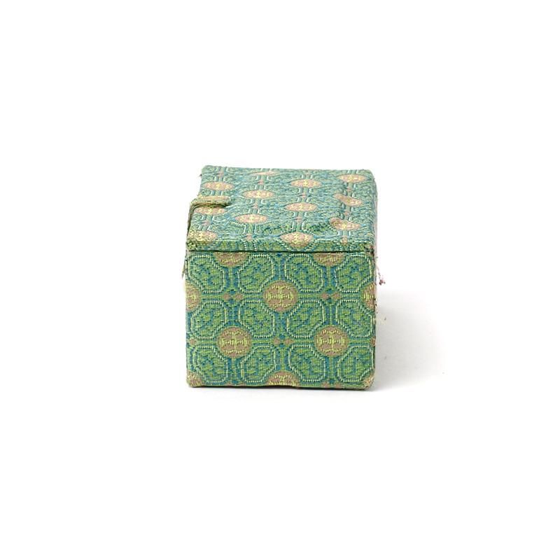 錦貼り印箱 大 2.3~2.5cm用 - 書道用品、墨、墨液、紙、筆を卸 錦貼り印箱 大 2.3~2.5cm用 - 書道用品、墨、墨液、紙、筆を卸