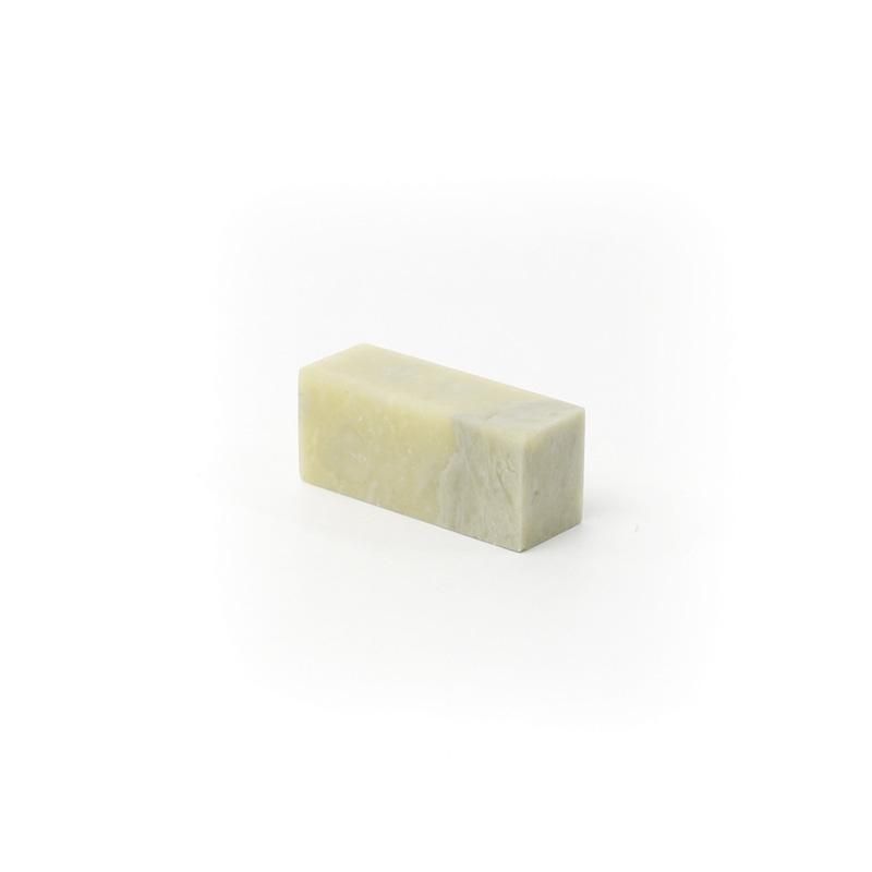 純白青田石 1.8cm角 高5.0cm - 書道用品、墨、墨液、紙、筆を卸 純白青田石 1.8cm角 高5.0cm - 書道用品、墨、墨液、紙、筆を卸