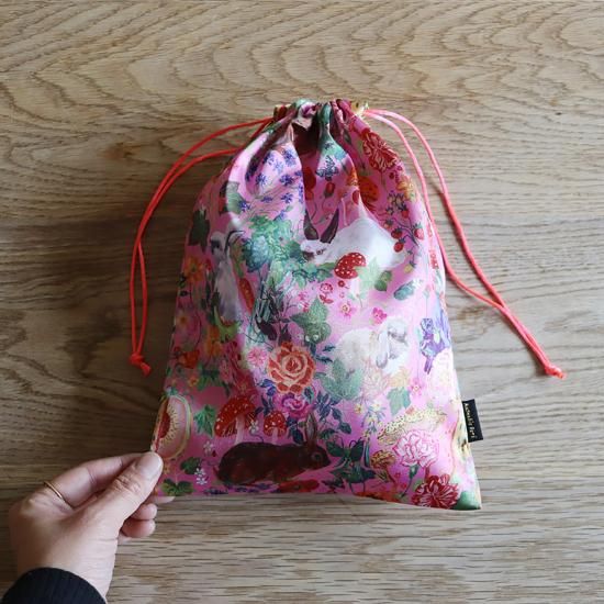 ʥ꡼ Satin drawstring pouch Rabbits