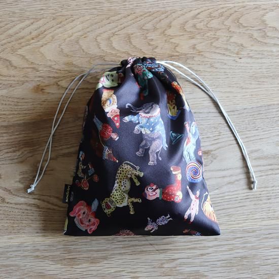 ʥ꡼ Satin drawstring pouch Circus