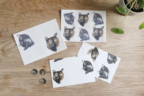 ゆきそら様 お取置きです。レジンヘアゴム 満月の夜 ハチワレ猫ちゃんNo.697 ゆきそら様お取置きです。レジンヘアゴム 紫陽花と黒猫ちゃん