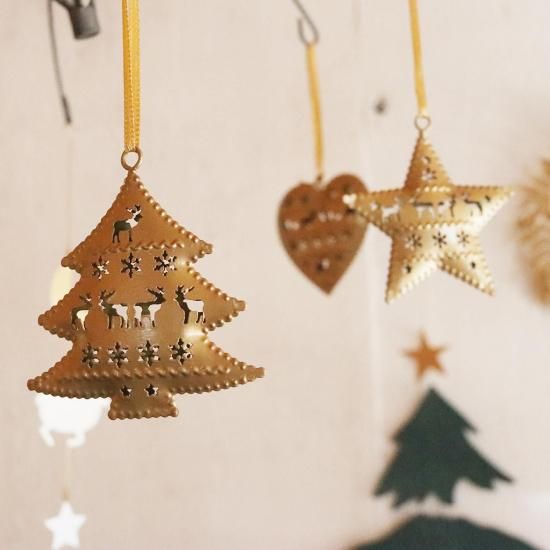 <img class='new_mark_img1' src='https://img.shop-pro.jp/img/new/icons12.gif' style='border:none;display:inline;margin:0px;padding:0px;width:auto;' />ゴールドオーナメント 3種アソート