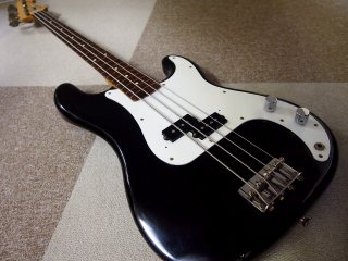 Fender Japan PB 