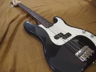 ベース専門店おすすめのプレシジョンベースタイプのベース - Geek IN Box