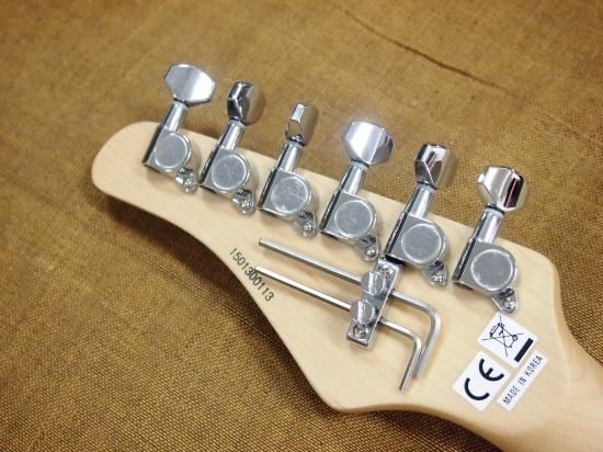 new】Kramer Limited Edition 2015 Pacer Vintage Magenta Metal