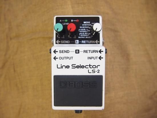 BOSS LS-2 Line Selector - Geek IN Box BOSS LS-2 Line Selector - Geek IN Box