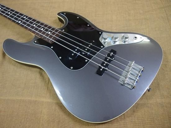 Fender Japan Aerodyne Jazz Bass - Geek IN Box