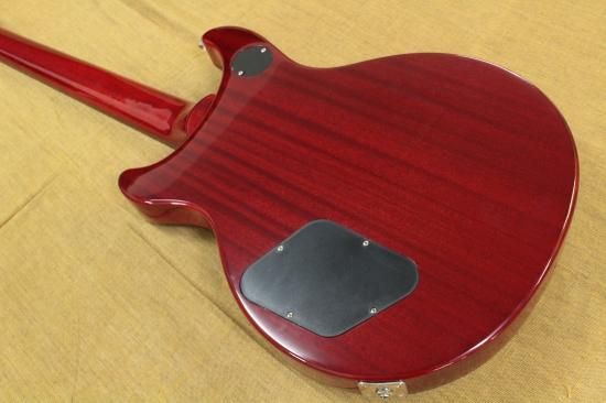 Epiphone Tak Matsumoto DC Standard Plus Top Cherry - Geek IN Box Epiphone Tak Matsumoto DC Standard Plus Top Cherry - Geek IN Box