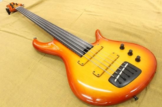 F-bass BNF-5 Auburn Burst - Geek IN Box